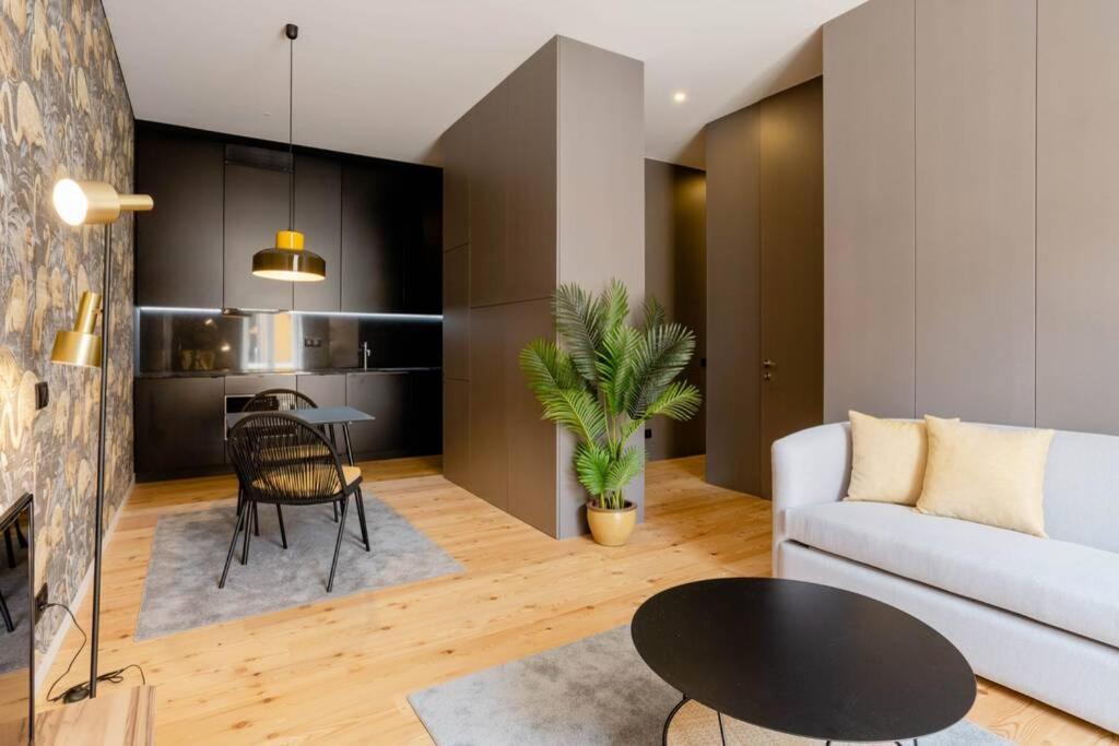 Boutique Rentals-Art & Charm II Apt W/ Terrace Porto Zewnętrze zdjęcie